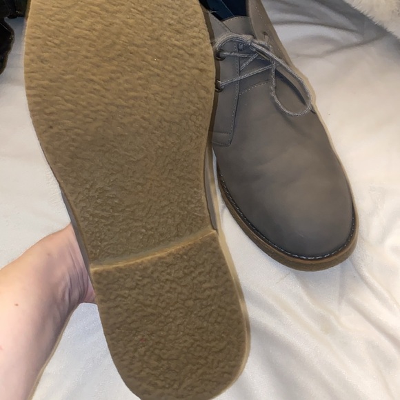 Perry Ellis the Craig size 13 gray in color - Picture 3 of 7